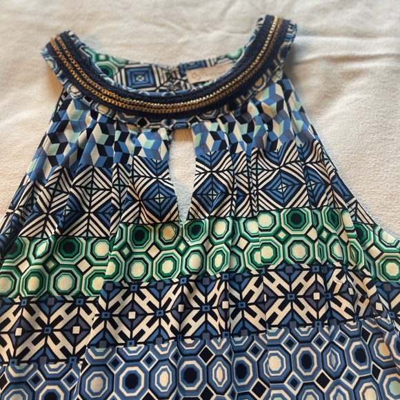 Dress - Picture 6 of 9